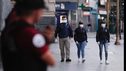 ¿la gente esta a favor de la cuarentena?