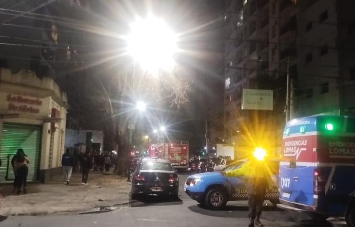 Los Bomberos de Lomas tuvieron una tarea difícil el sábado por la noche.
