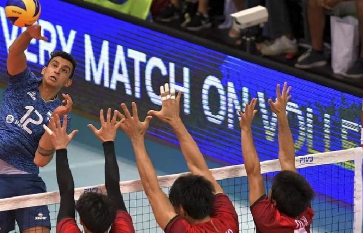 Argentina perdió con Japón por 3-2, pero le alcanzó para meterse en la siguiente instancia del campeonato.