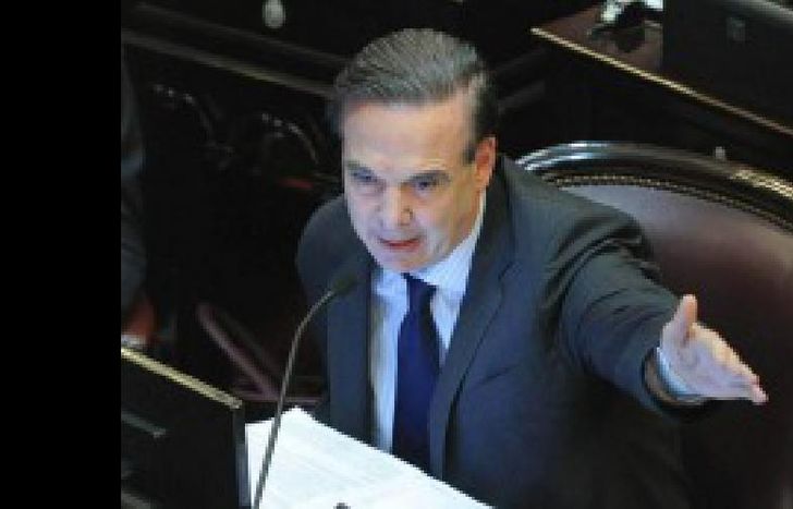 senador