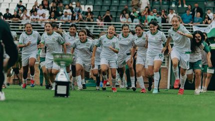 Banfield empató y se coronó en la Sub-19 ante su gente.