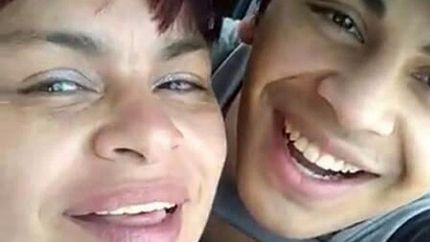 Gabriel Ávalos junto a su mamá, Inmaculada Concepción Núñez.