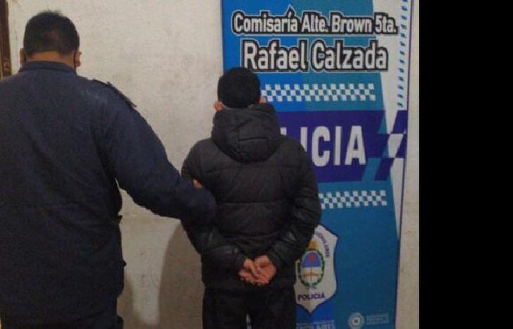 uno de los detenidos es menor de edad.