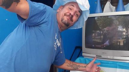 Leonardo y una iniciativa que llamó la atención en su barrio. Hoy la volverá a repetir. Leonardo y una iniciativa que llamó la atención en su barrio. Hoy la volverá a repetir.