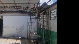 En la Escuela Primaria Nº80 se está construyendo un nuevo salón de usos múltiples.