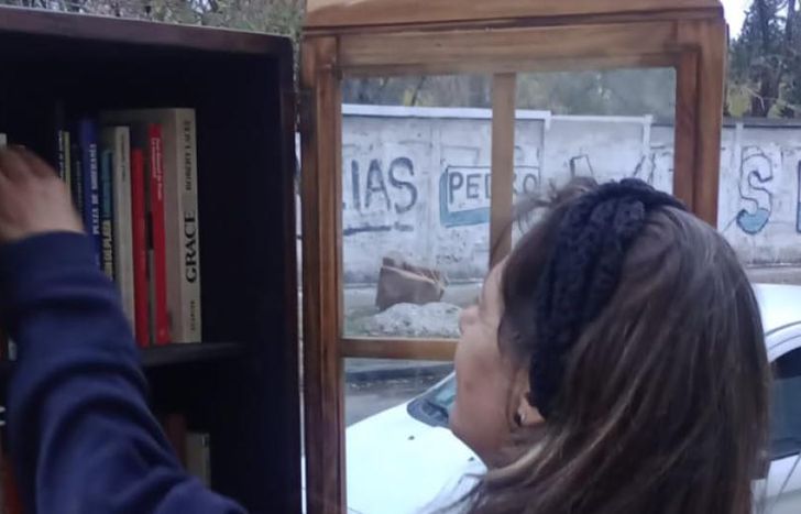 Los vecinos pueden llevarse un ejemplar gratis.