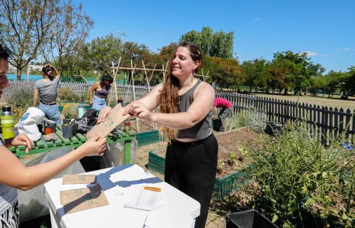Repartieron los kits gratuitos de la temporada primavera-verano.