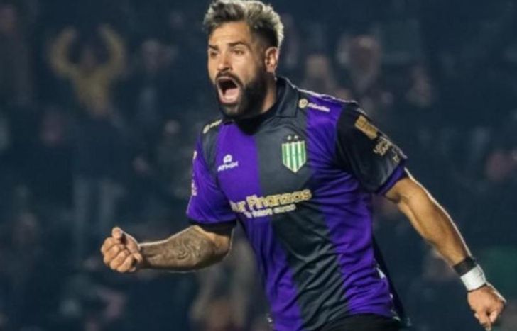 El delantero lleva sus goles al Xeneize.