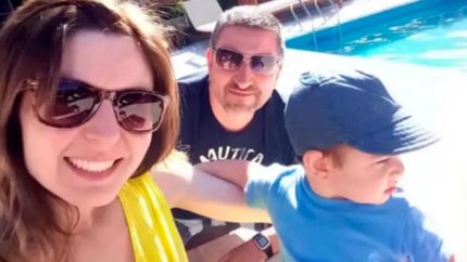 Natalia Ciak junto a Alejandro Ruffo y su hijo.