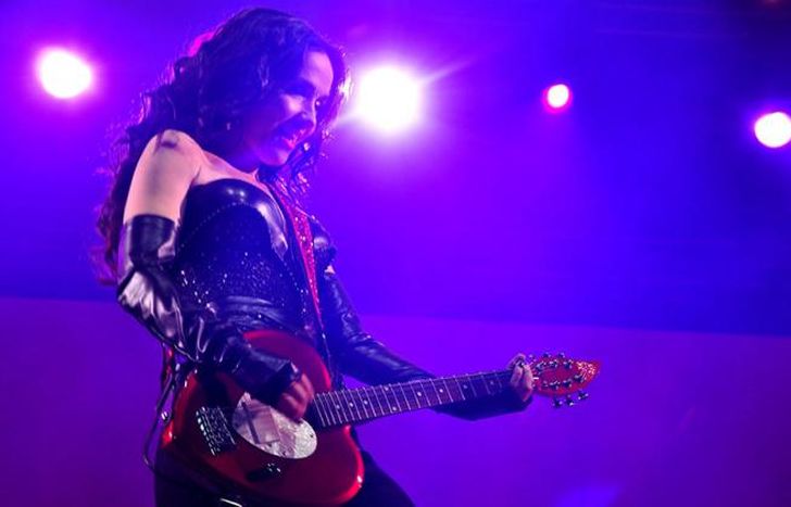 Natalia, en vivo.