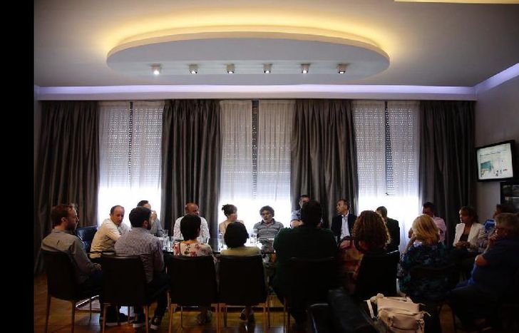 la reunión estuvo encabezada por insaurralde.