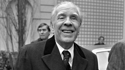 Jorge Luis Borges visitó la Municipalidad de Lomas de Zamora. Jorge Luis Borges visitó la Municipalidad de Lomas de Zamora.