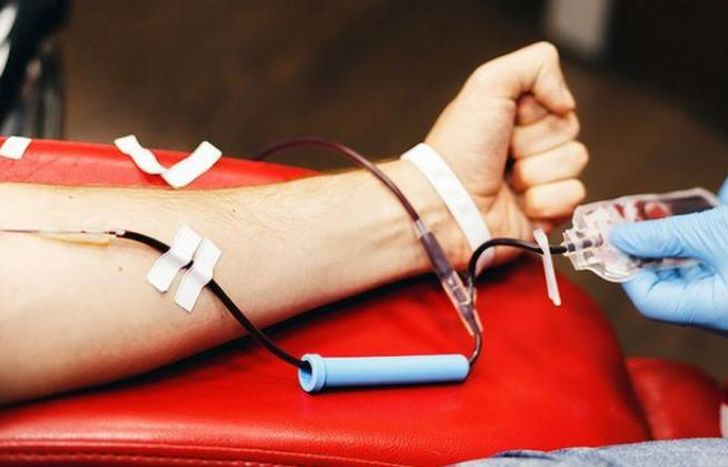 Donar sangre salva entre tres y cuatro vidas.