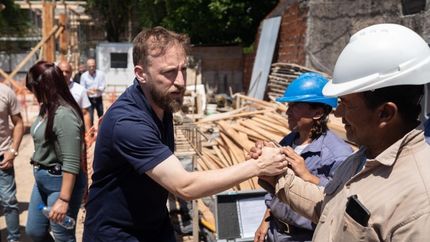 barrio nueva esperanza: kicillof y otermin recorrieron la ampliacion del polo educativo