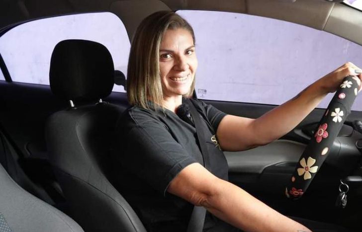 Rosy creó un lugar inclusivo para poder enseñar a manejar.