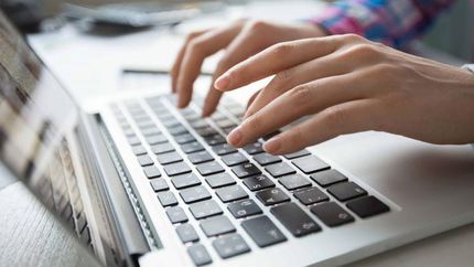 Vecinos pueden cargar su CV de forma online.