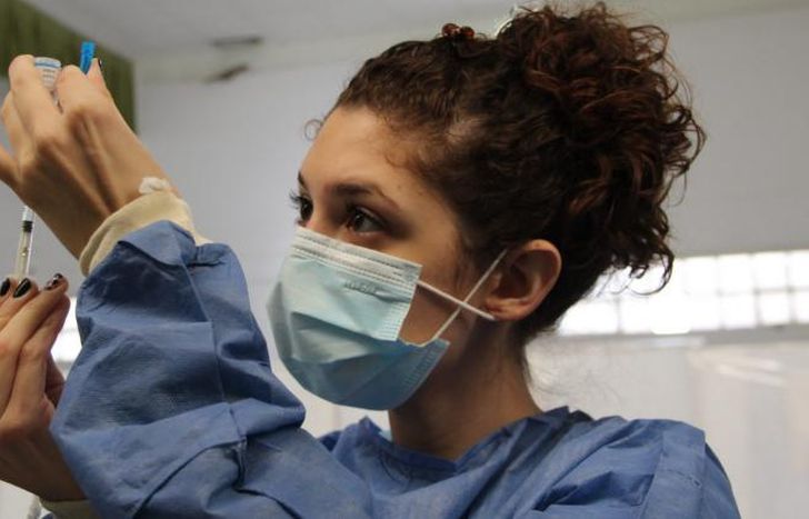 Intensifican las campañas de vacunación.