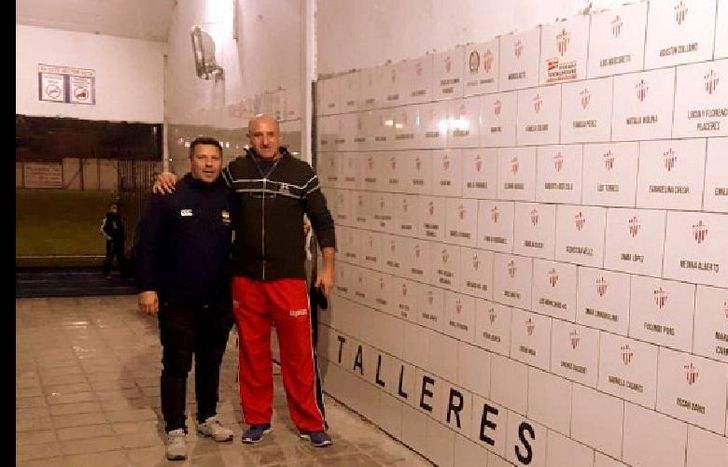 La propuesta de las cerámicas personalizadas tiene un costo de $1.000 que ira a nuevas obras.