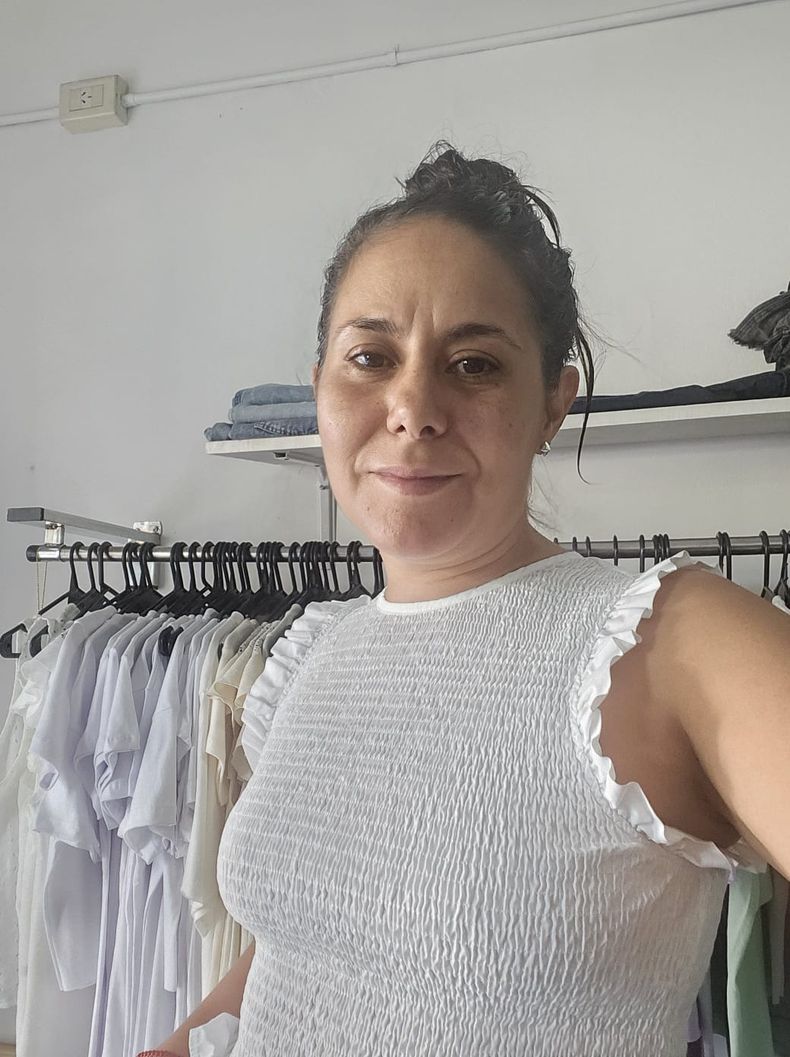 Celeste Pesao (40) es una emprendedora de Banfield. 