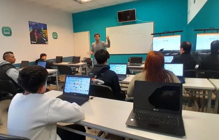 El miércoles arranca el curso de diseño en Canva.