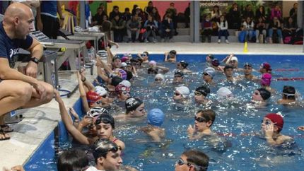 Más de 100 chicos y chicas de Lomas participaron del evento.