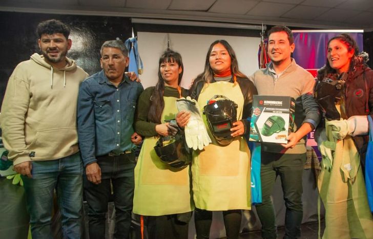 El programa Capacitate en tu Barrio finalizará el año con 1.000 alumnos capacitados.