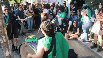 Salieron a la calle para realizar una protesta espontánea.