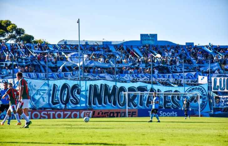 Temperley y su gente en el Alfredo Beranger.