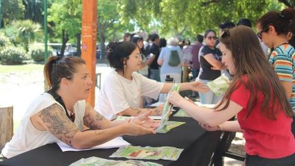 El objetivo es que los vecinos armen huertas y produzcan alimentos saludables. El objetivo es que los vecinos armen huertas y produzcan alimentos saludables.