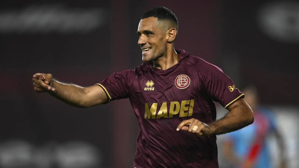 Pepe Sand entusiasmado con el presente de Lanús.
