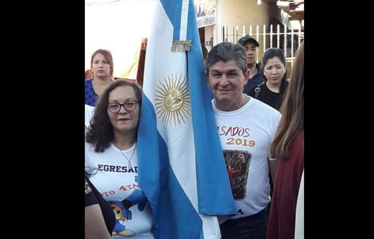 Felices en el día que egresaron.