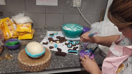 lomas: roscas y huevos para el hogar fatima catan