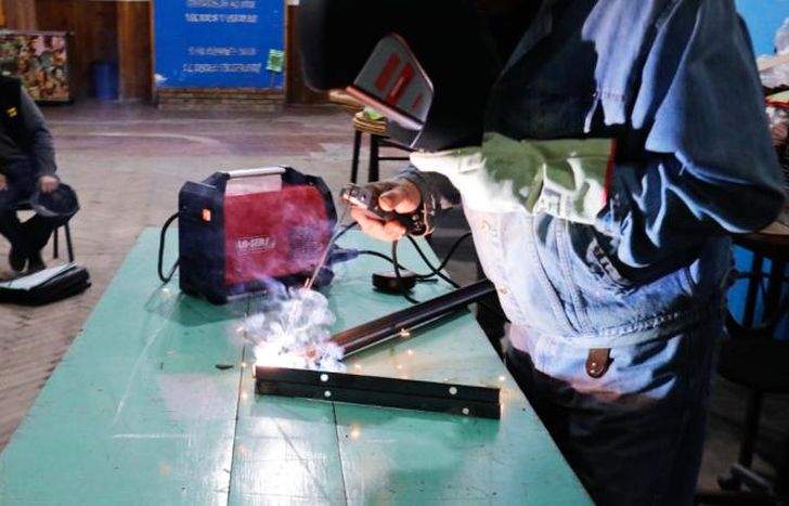 La Escuela de Oficios de Lomas tiene 70 sedes en distintos barrios.