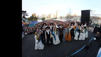 en la grigera hubo miles de espectadores.