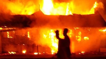 Diario La Unión | El fuego consumió la estación de Fiorito casi en su totalidad.