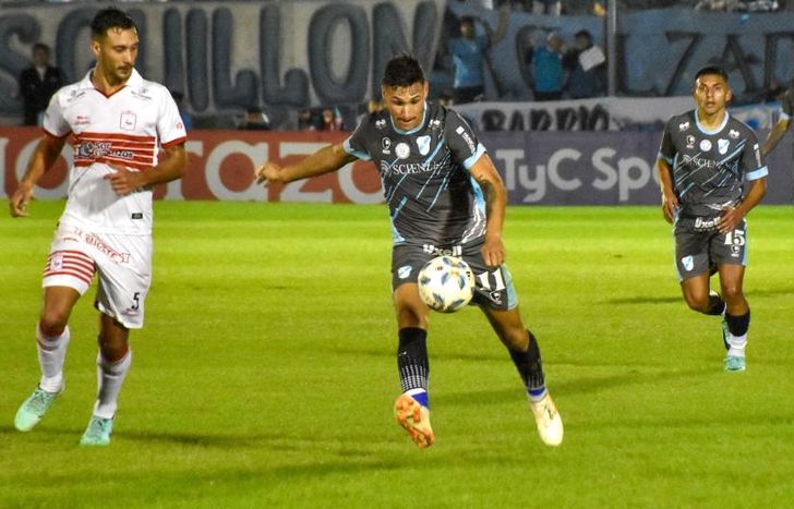 El Gasolero se recuperó y brilló ante el Gallo.