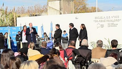 Acá estamos, cumpliendo la palabra empeñada, dijo Martín.