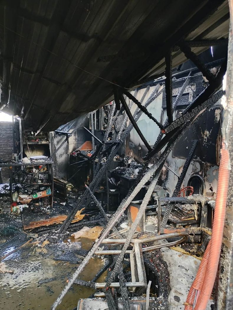 El incendio provocó destrozos.