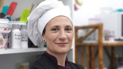 Una profesional lomense.