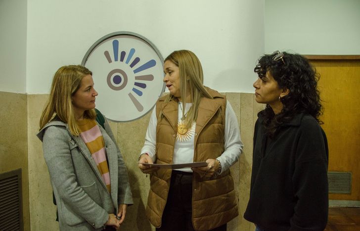 El reconocimiento al Diario La Unión fue recibido por la jefa de Redacción, Bárbara Juri,&nbsp;