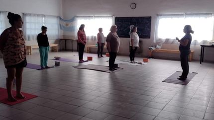 Hay opciones que van desde yoga para los grandes hasta patín para los más chicos.