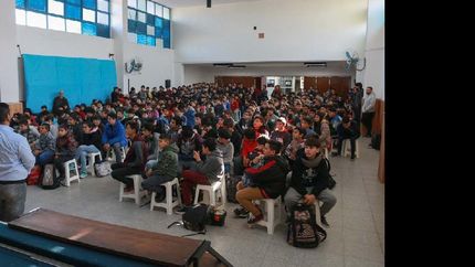 ensenan a prevenir el acoso virtual en lanus