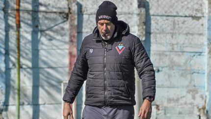 Jorge Vivaldo le da esperanza a Brown de Adrogué.