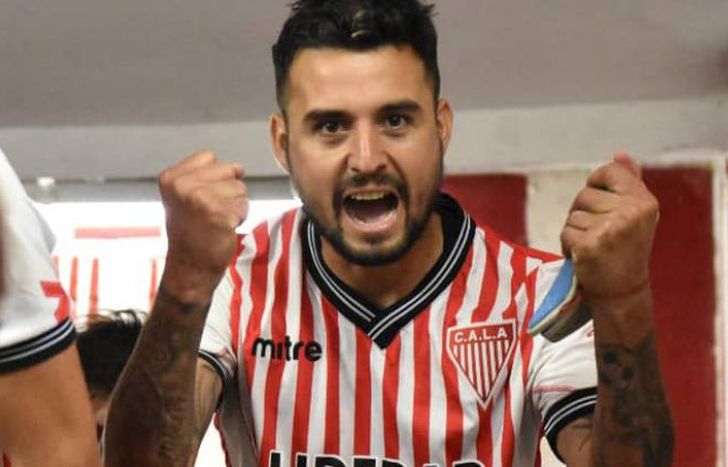 Rivas renovó su contrato.