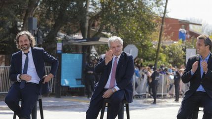 Alberto Fernández, Santiago Cafiero y Sergio Massa.