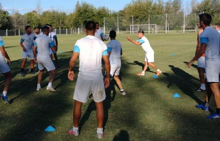 El plantel del Celeste trabaja con la mente en Chicago.