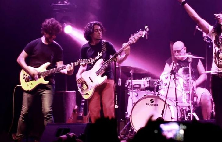 Una banda de rock sensitivo.