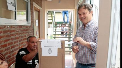 va por su reelección.
