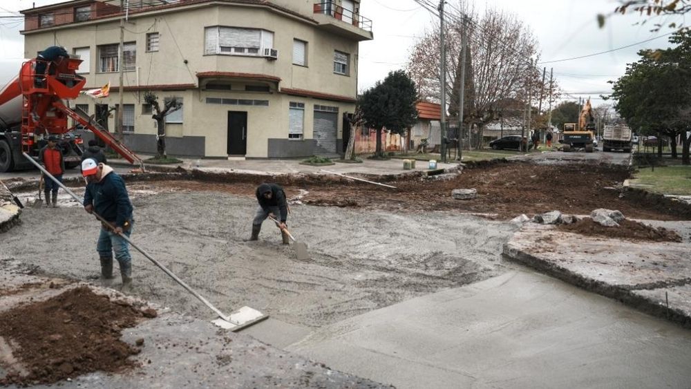 Las capas de asfalto en hormigón brindan más resistencia al paso de vehículos.