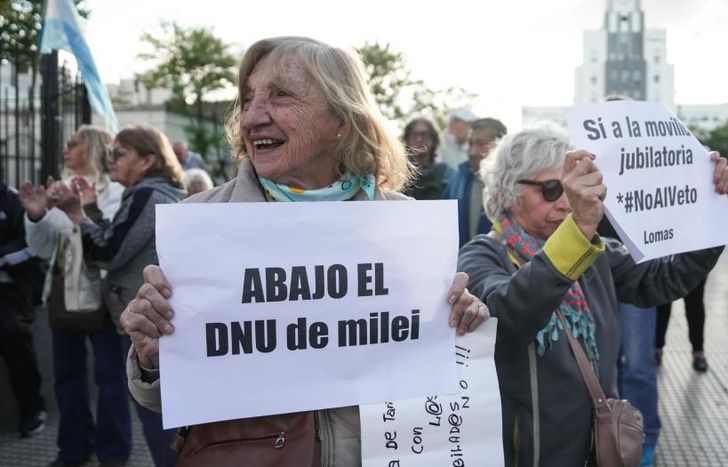 Jornada nacional de protestas contra los vetos de Milei.